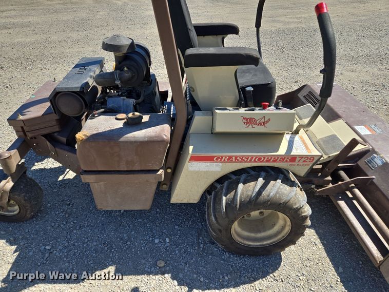 image for item EV1687 2010 Grasshopper 729BT6 ZTR lawn mower