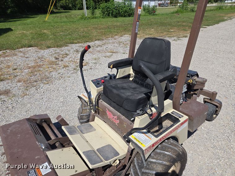 image for item EV1687 2010 Grasshopper 729BT6 ZTR lawn mower