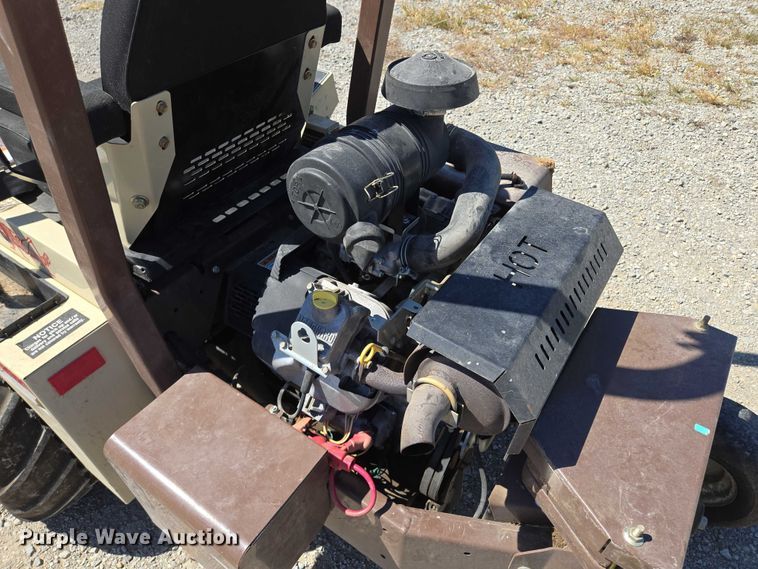 image for item EV1687 2010 Grasshopper 729BT6 ZTR lawn mower