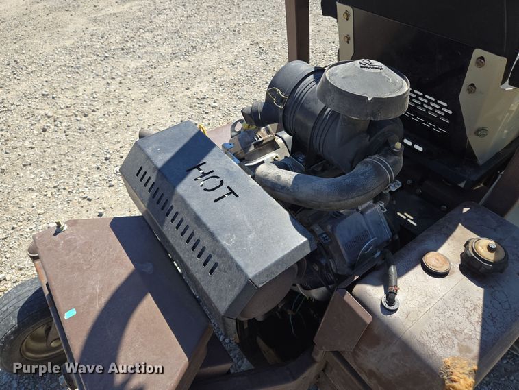 image for item EV1687 2010 Grasshopper 729BT6 ZTR lawn mower