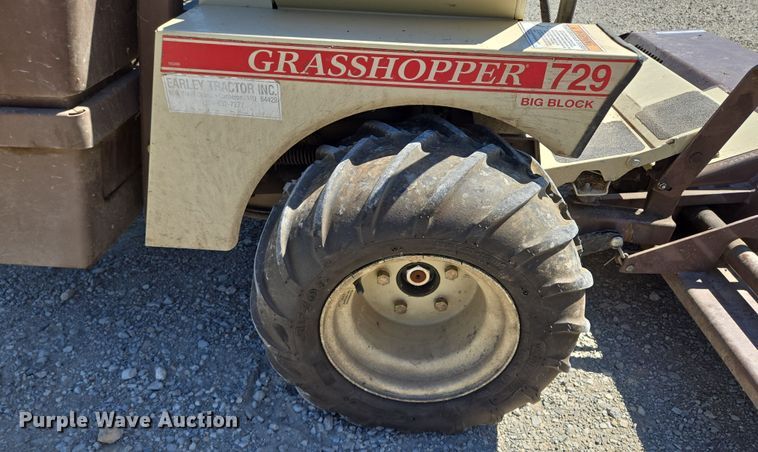 image for item EV1687 2010 Grasshopper 729BT6 ZTR lawn mower