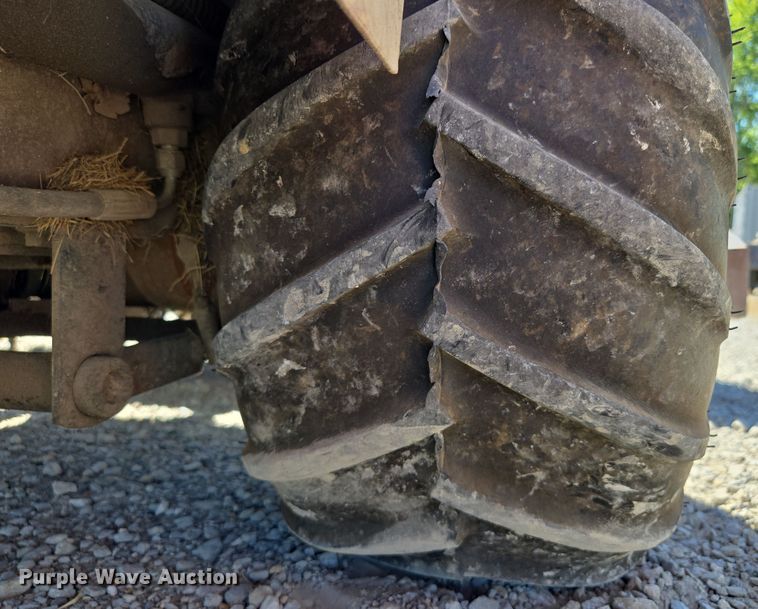 image for item EV1687 2010 Grasshopper 729BT6 ZTR lawn mower