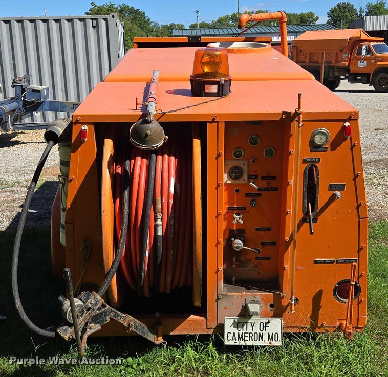 image for item EV1688 1992 Sewer Equipment Co. of America sewer jetter trailer