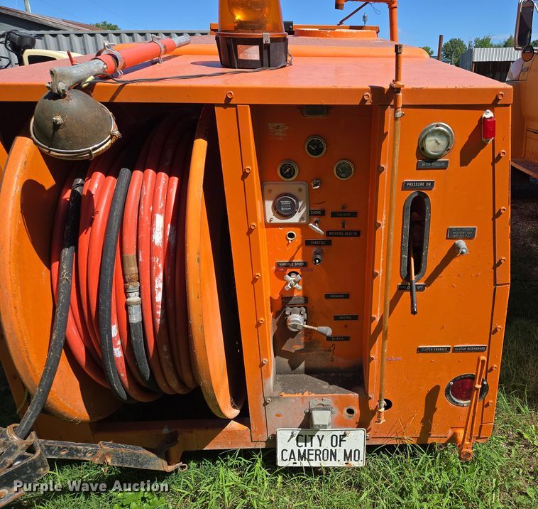image for item EV1688 1992 Sewer Equipment Co. of America sewer jetter trailer