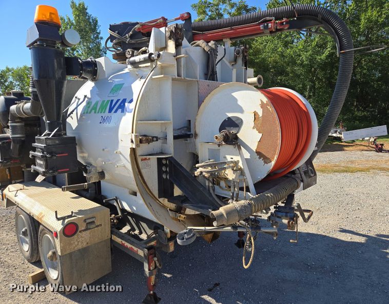 image for item EV1689 2007 Sewer Equipment vacuum excavator