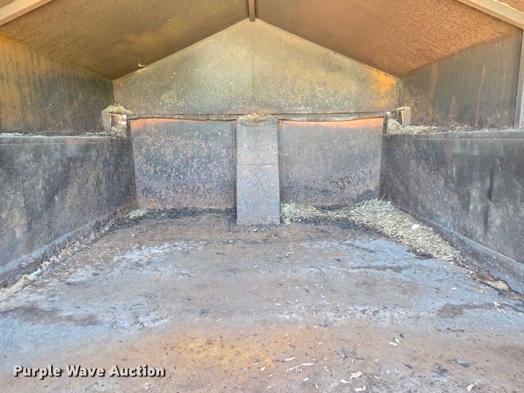 image for item EV1690 1987 Ford F700 dump truck