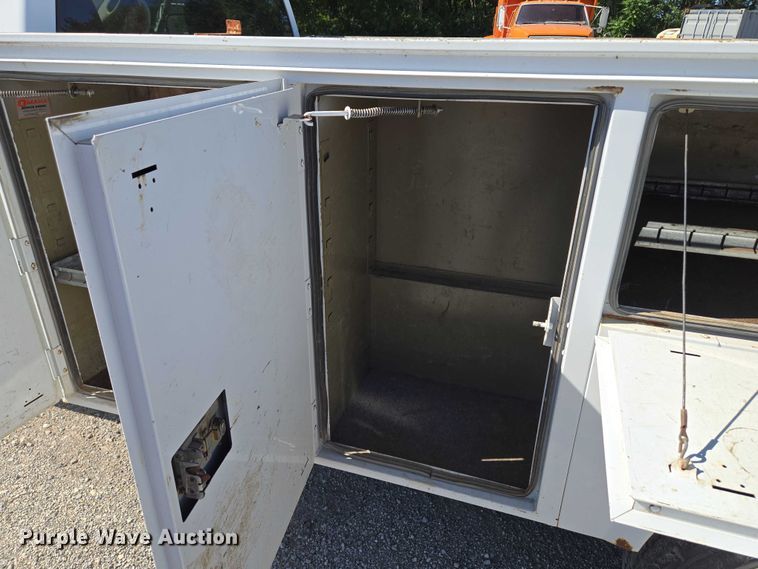 image for item EV1691 2008 Sterling 5500 utility / service truck