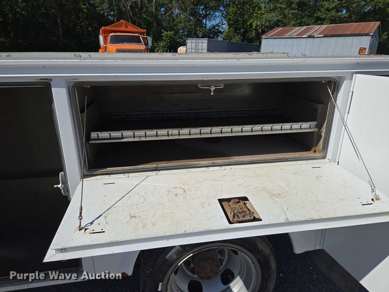 image for item EV1691 2008 Sterling 5500 utility / service truck