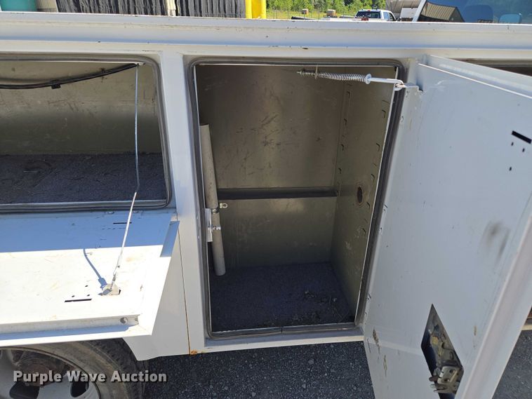 image for item EV1691 2008 Sterling 5500 utility / service truck