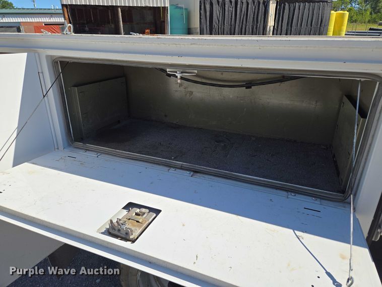 image for item EV1691 2008 Sterling 5500 utility / service truck