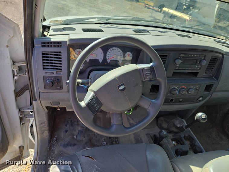 image for item EV1691 2008 Sterling 5500 utility / service truck