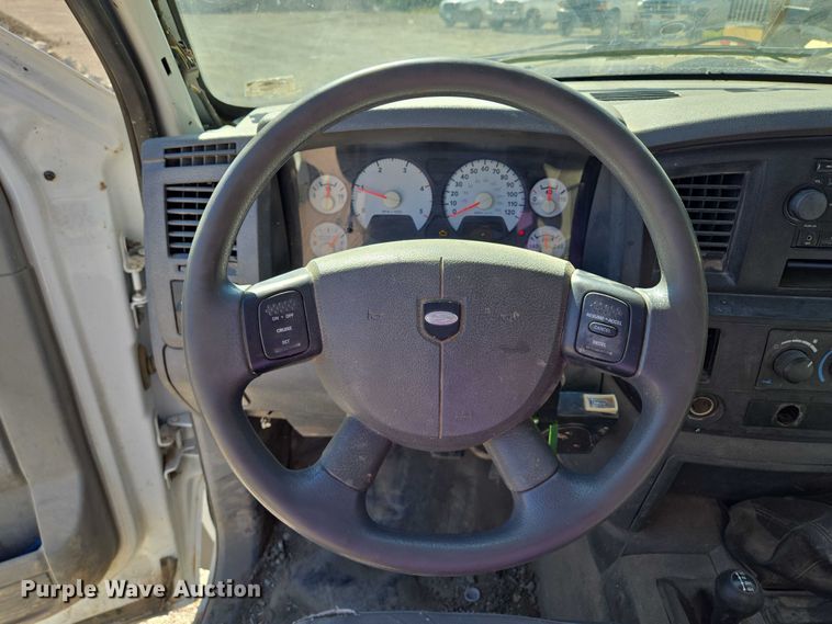 image for item EV1691 2008 Sterling 5500 utility / service truck