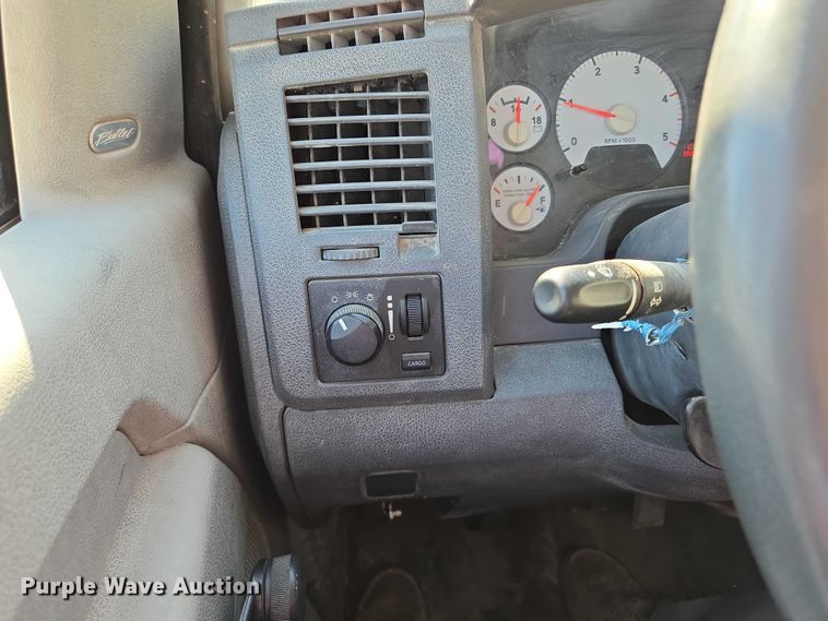 image for item EV1691 2008 Sterling 5500 utility / service truck