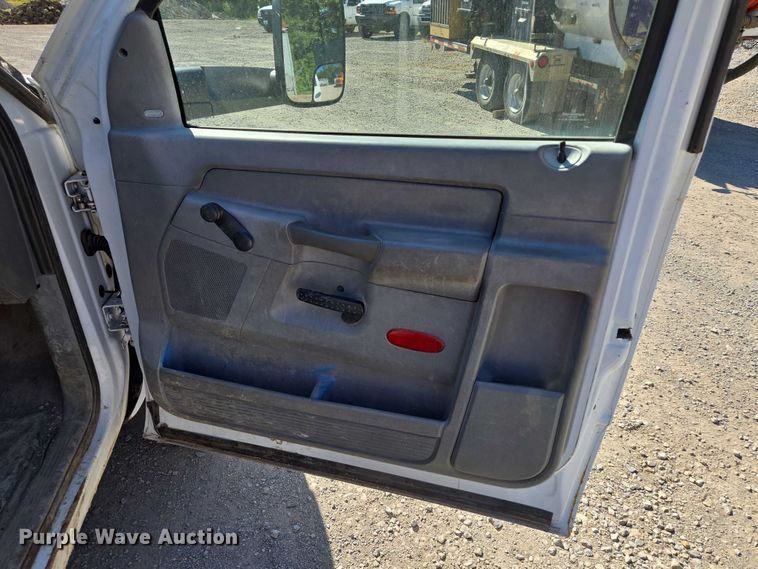 image for item EV1691 2008 Sterling 5500 utility / service truck