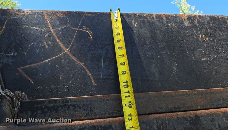 image for item EV1692 2000 Chevrolet C6500 dump truck