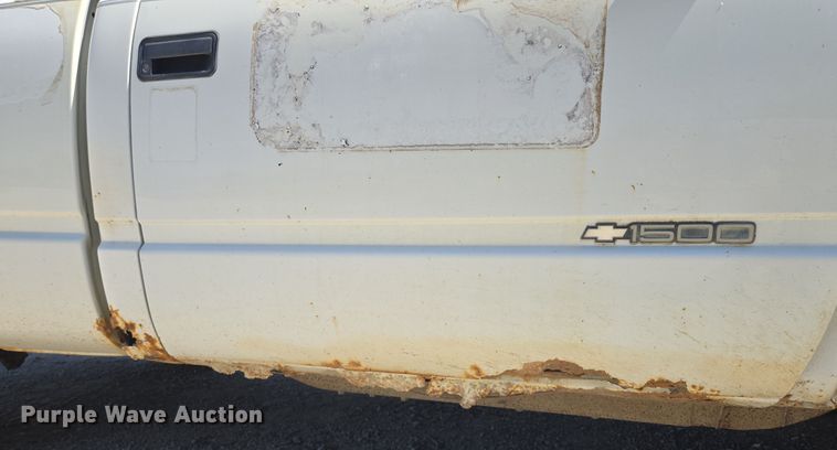 image for item EV1695 1998 Chevrolet K1500 pickup truck