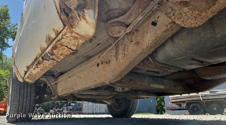 image for item EV1695 1998 Chevrolet K1500 pickup truck