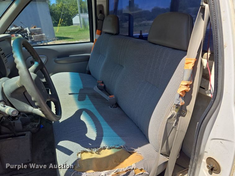 image for item EV1695 1998 Chevrolet K1500 pickup truck