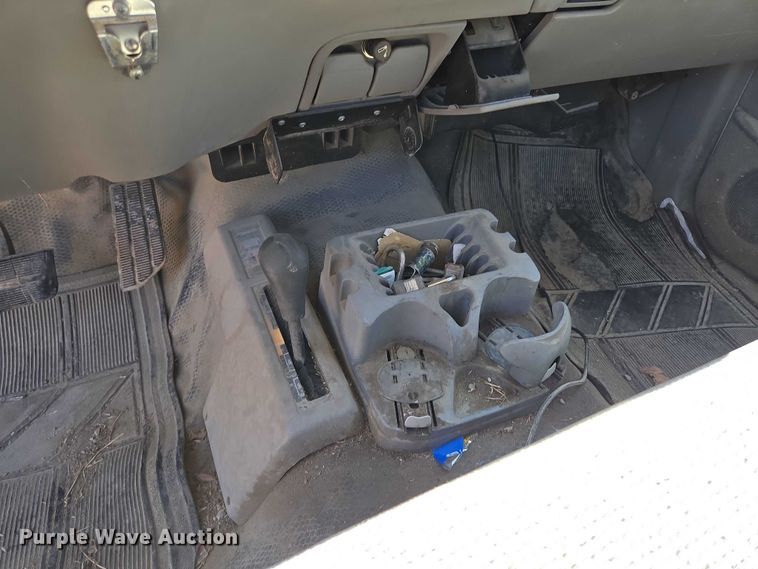 image for item EV1695 1998 Chevrolet K1500 pickup truck