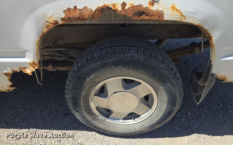 image for item EV1695 1998 Chevrolet K1500 pickup truck