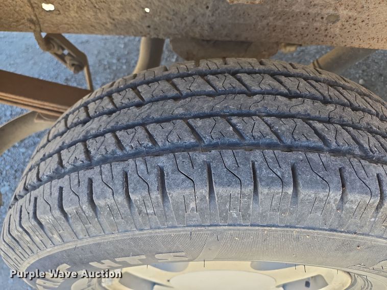 image for item EV1695 1998 Chevrolet K1500 pickup truck