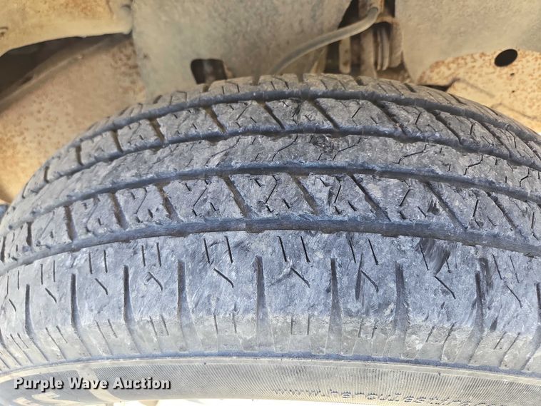 image for item EV1695 1998 Chevrolet K1500 pickup truck