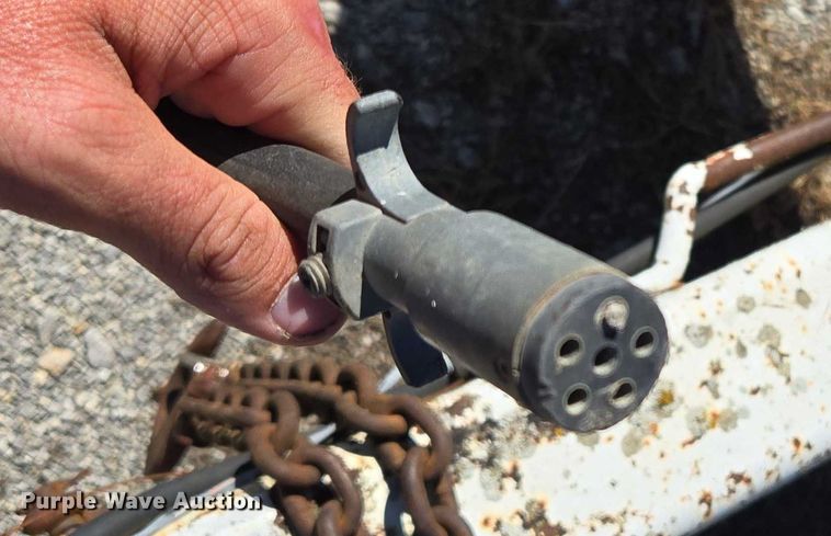 image for item EV1697 1999 Brindle pole trailer