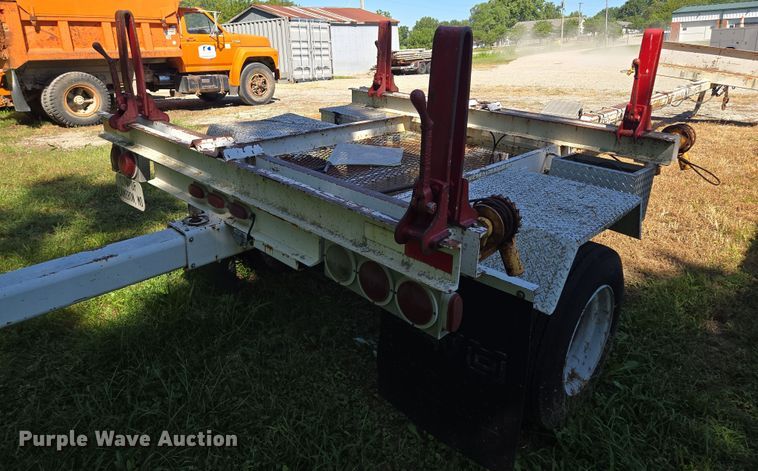 image for item EV1697 1999 Brindle pole trailer