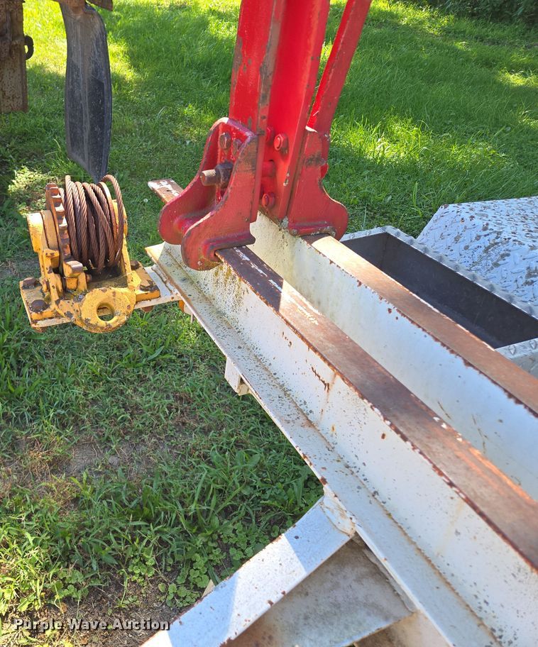 image for item EV1697 1999 Brindle pole trailer