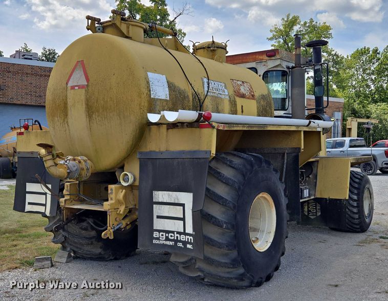 image for item EV1699 1991 Terra-Gator 1664 T manure spreader truck