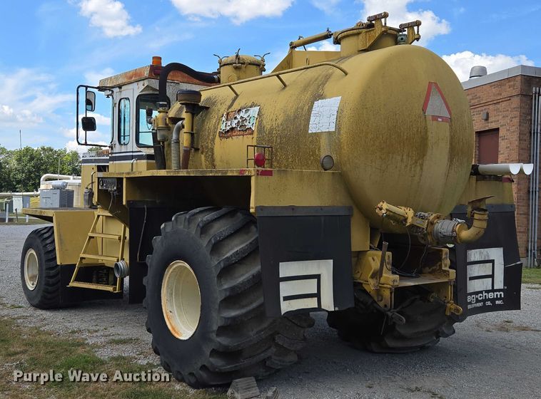 image for item EV1699 1991 Terra-Gator 1664 T manure spreader truck