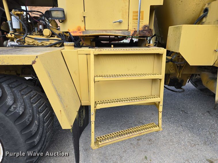 image for item EV1699 1991 Terra-Gator 1664 T manure spreader truck