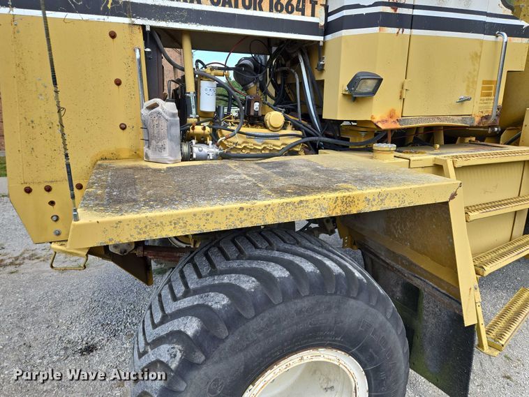 image for item EV1699 1991 Terra-Gator 1664 T manure spreader truck