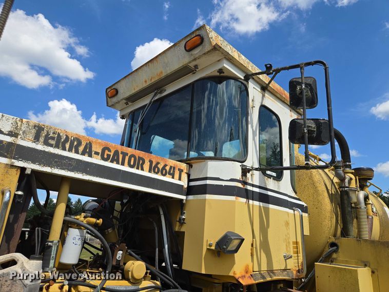 image for item EV1699 1991 Terra-Gator 1664 T manure spreader truck