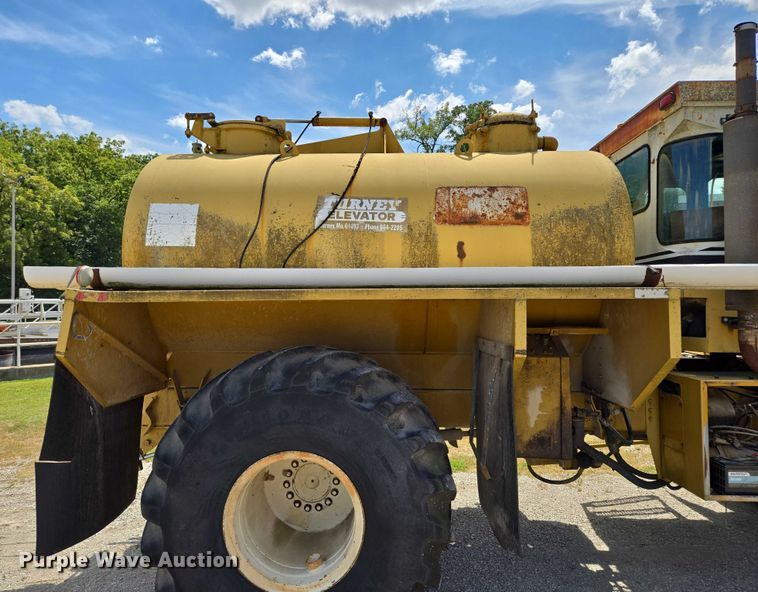 image for item EV1699 1991 Terra-Gator 1664 T manure spreader truck