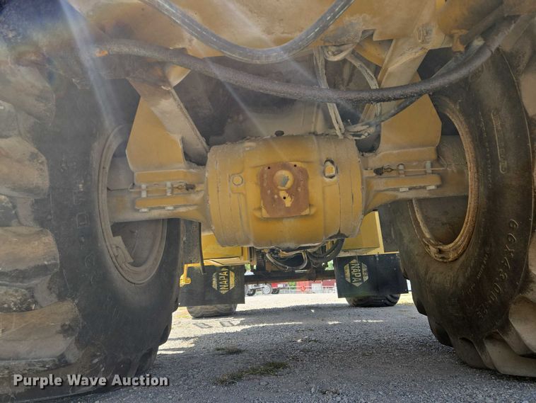 image for item EV1699 1991 Terra-Gator 1664 T manure spreader truck