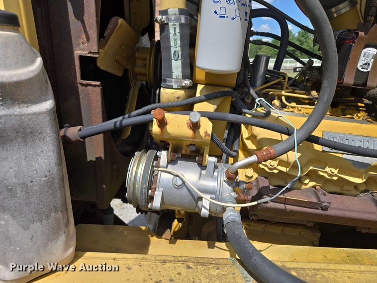 image for item EV1699 1991 Terra-Gator 1664 T manure spreader truck