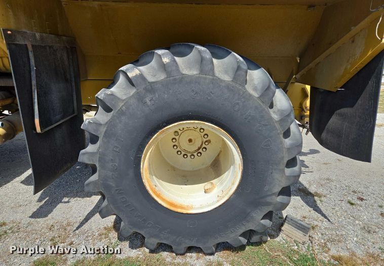 image for item EV1699 1991 Terra-Gator 1664 T manure spreader truck