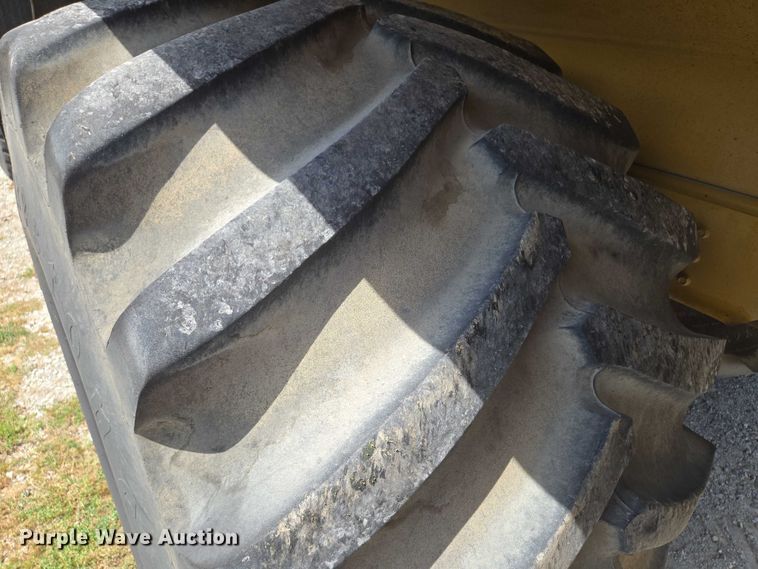 image for item EV1699 1991 Terra-Gator 1664 T manure spreader truck