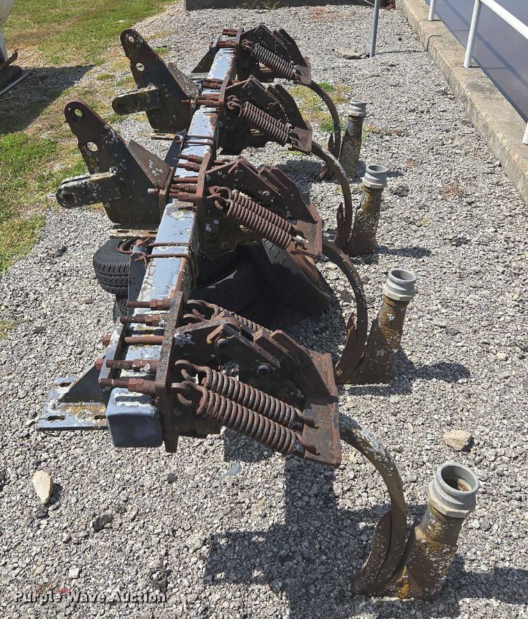 image for item EV1699 1991 Terra-Gator 1664 T manure spreader truck