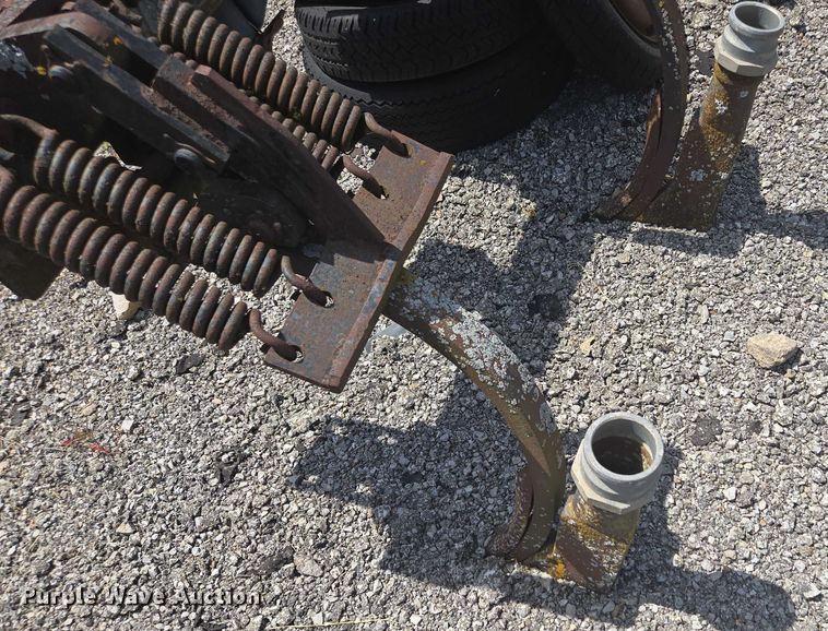 image for item EV1699 1991 Terra-Gator 1664 T manure spreader truck