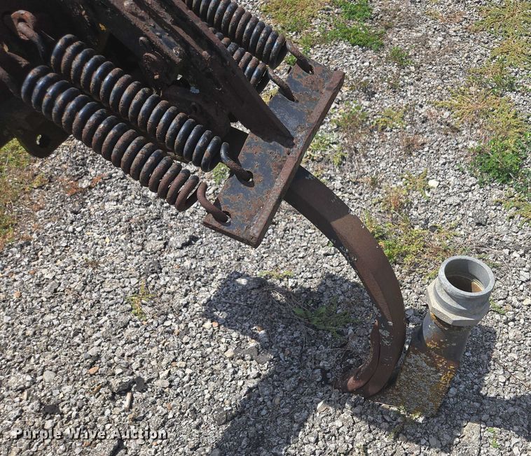 image for item EV1699 1991 Terra-Gator 1664 T manure spreader truck