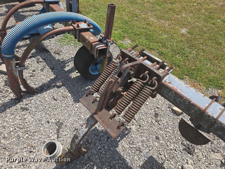 image for item EV1699 1991 Terra-Gator 1664 T manure spreader truck