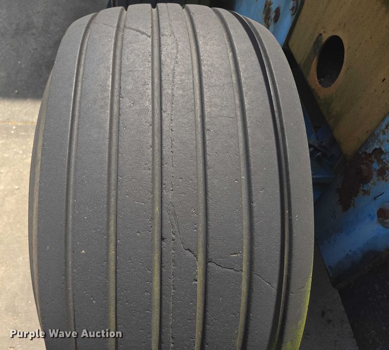 image for item EV1700 Better-Bilt 2500 manure spreader