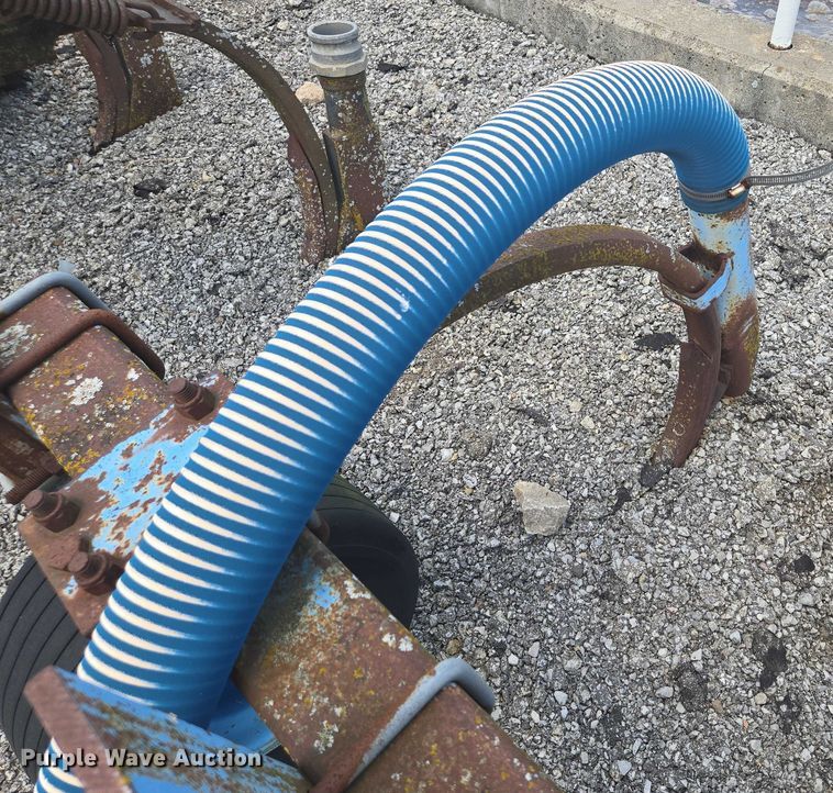 image for item EV1700 Better-Bilt 2500 manure spreader