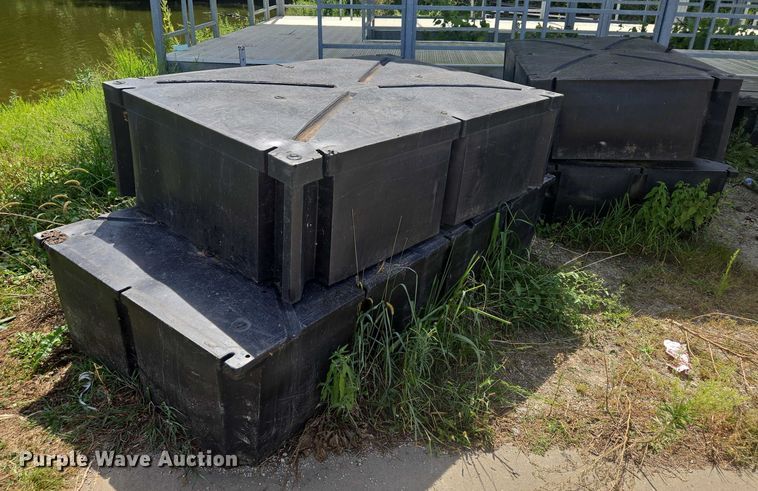 image for item EV1703 Boat dock 