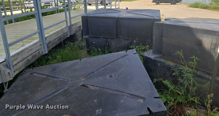 image for item EV1703 Boat dock 