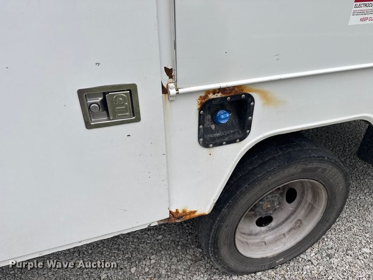 image for item EV1742 2015 Ford  F550 XL Super Duty  bucket truck