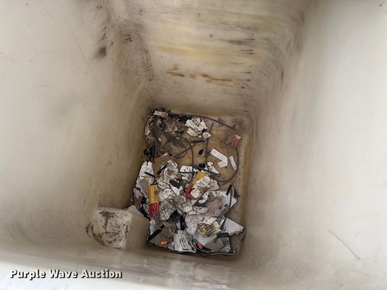 image for item EV1742 2015 Ford  F550 XL Super Duty  bucket truck