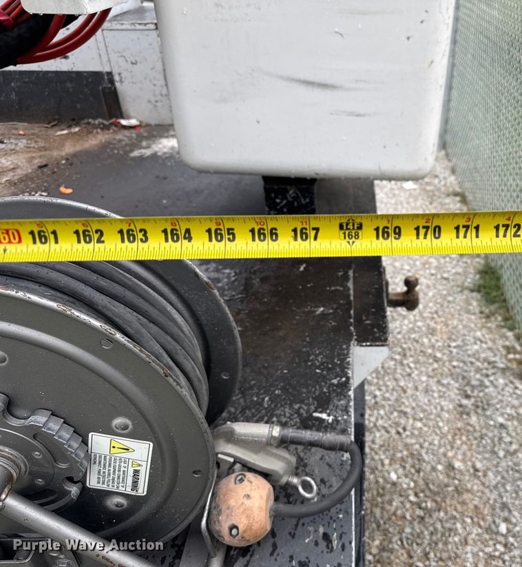 image for item EV1742 2015 Ford  F550 XL Super Duty  bucket truck